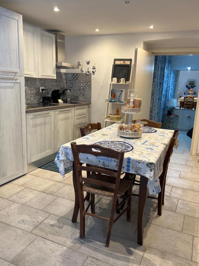 Handy Suite Idromassaggio Bríndisi Exterior foto