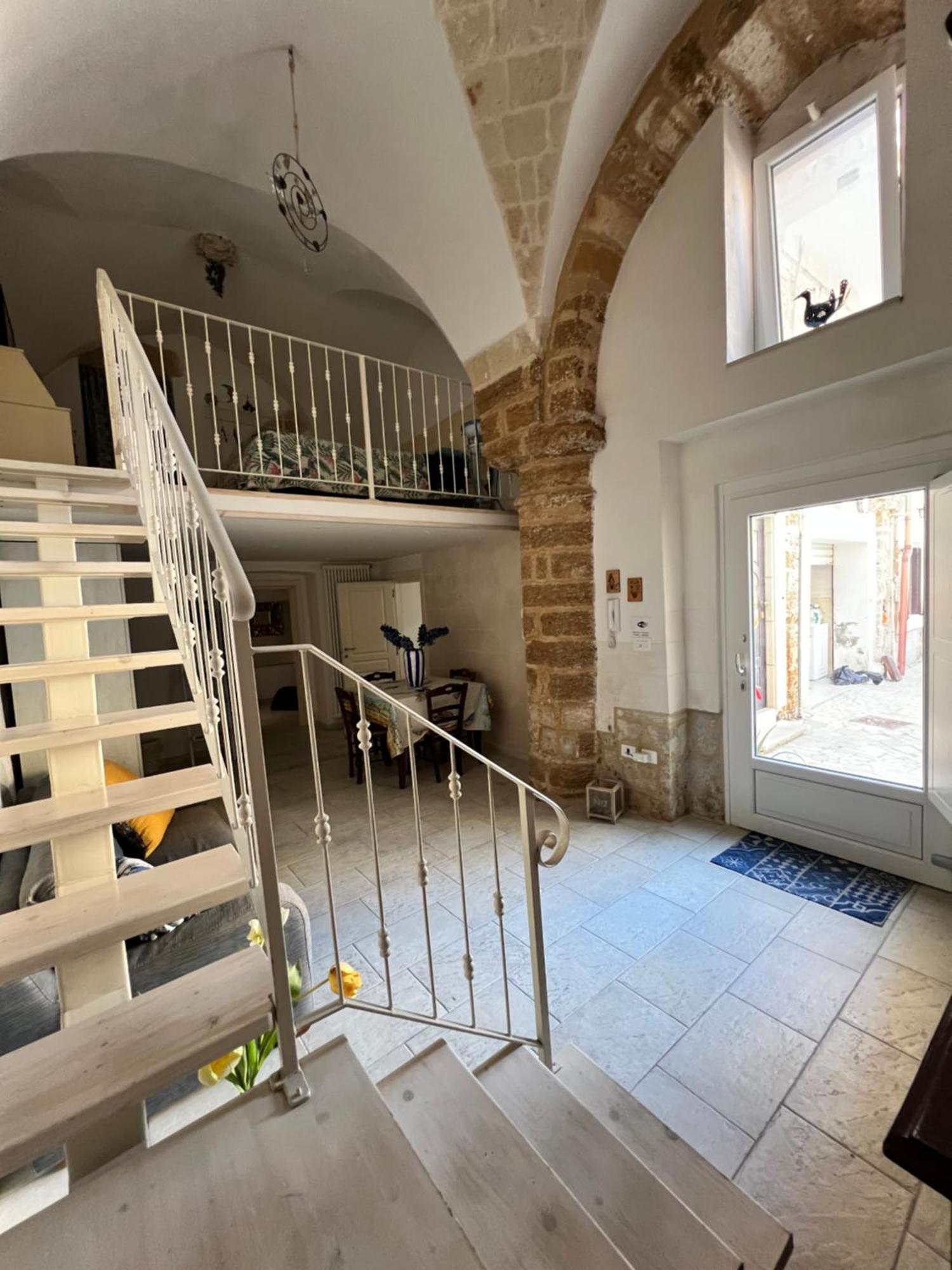 Handy Suite Idromassaggio Bríndisi Exterior foto